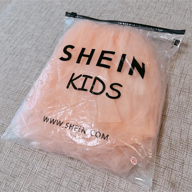 SHEIN/オフショルダードレス キッズ/ベビー/マタニティのベビー服(~85cm)(セレモニードレス/スーツ)の商品写真