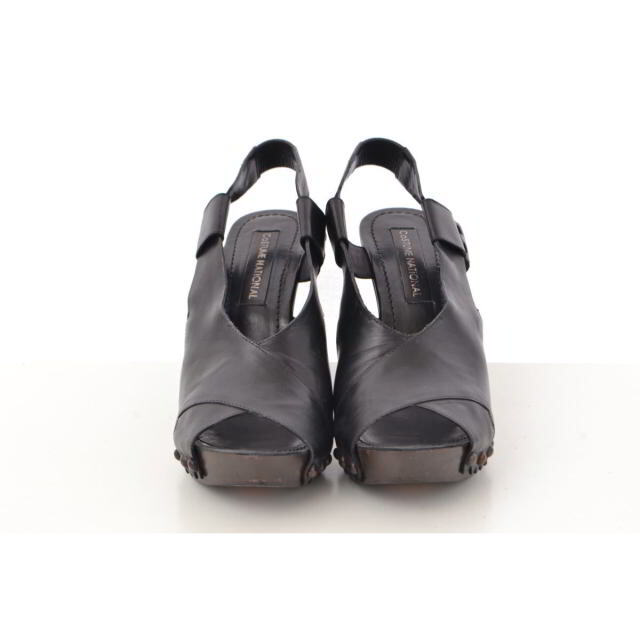 CoSTUME NATIONAL(コスチュームナショナル)のCoSTUME NATIONAL レザー ストラップ サンダル レディースの靴/シューズ(サンダル)の商品写真