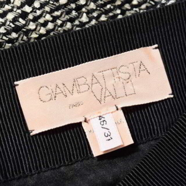 Giambattista Valli(ジャンバティスタヴァリ)のGiAMBATTiSTA VALLi バックスリット コットン混ツイードスカート レディースのスカート(その他)の商品写真