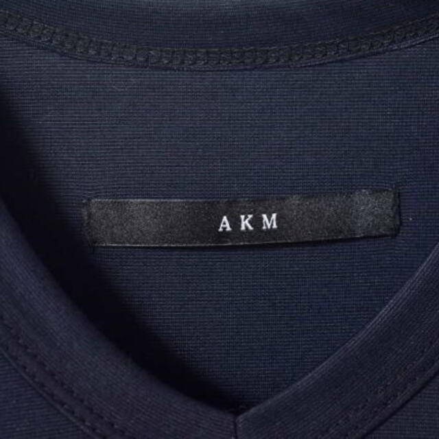AKM S/S Vネック Tシャツ