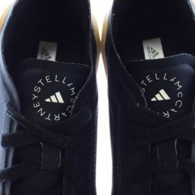 adidas × STELLA McCARTNEY トレイノ スニーカー