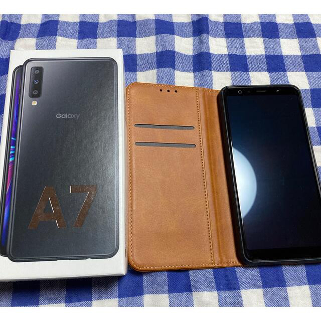 SAMSUNG Galaxy A7 ブラック サムスン　ギャラクシー　カバー付き スマホ/家電/カメラのスマートフォン/携帯電話(スマートフォン本体)の商品写真