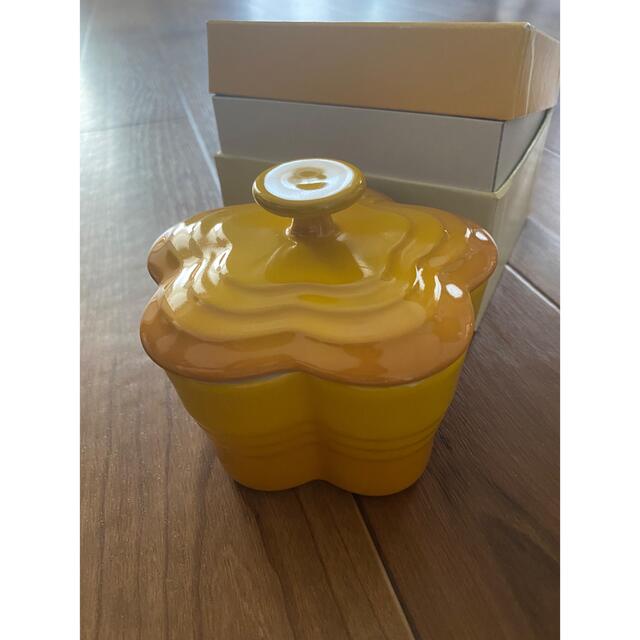 LE CREUSET(ルクルーゼ)のル・クルーゼ新品ココット インテリア/住まい/日用品のキッチン/食器(食器)の商品写真