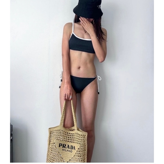 ALEXIA STAM(アリシアスタン)の新品アリシアスタン ALEXIASTAM クロップドキャミ ブラック 水着ビキニ レディースの水着/浴衣(水着)の商品写真