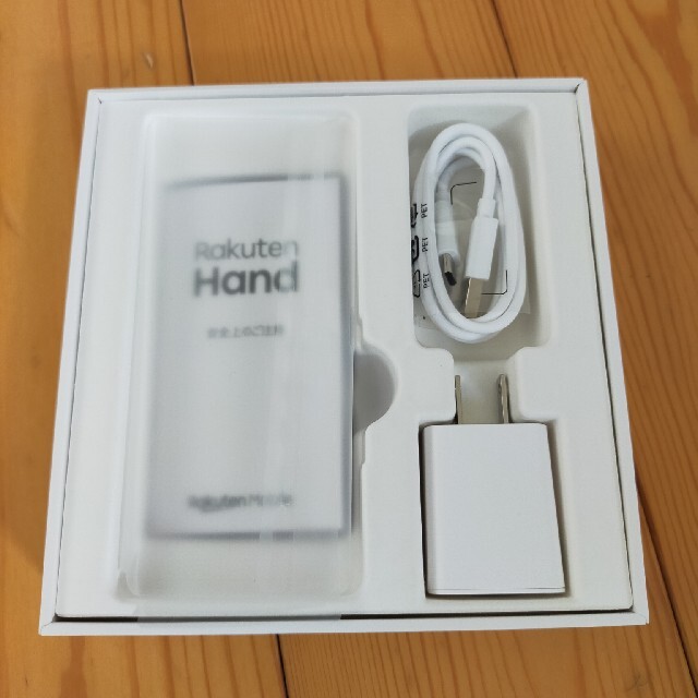 Rakuten Hand 64GB クリムゾンレッド P710 SIMフリスマホ家電カメラ