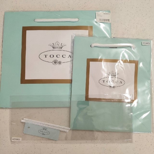 TOCCA(トッカ)のTOCCA 　紙袋　ラッピング袋 レディースのバッグ(ショップ袋)の商品写真