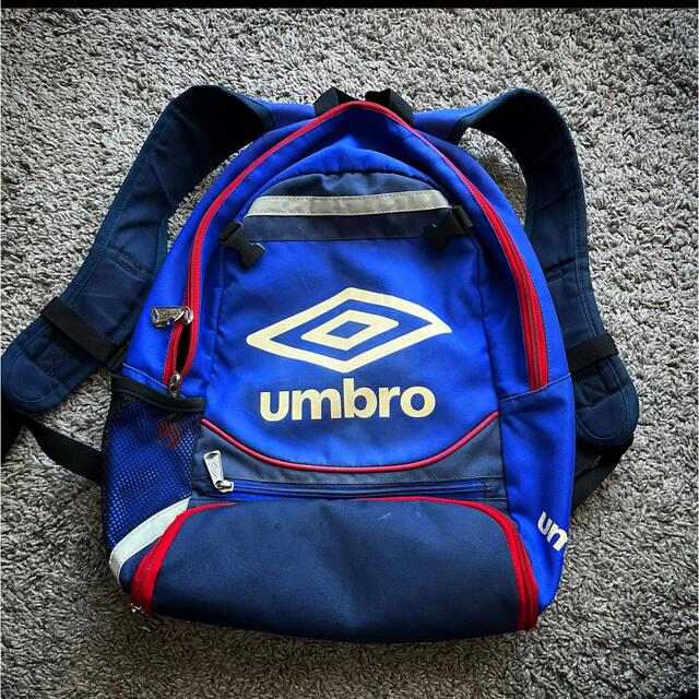 UMBRO(アンブロ)のアンブロ　サッカー　リュック キッズ/ベビー/マタニティのこども用バッグ(リュックサック)の商品写真