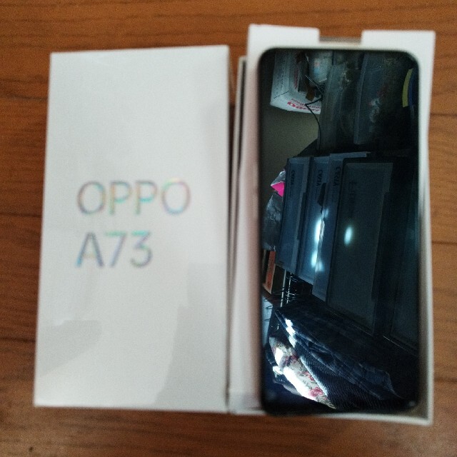 OPPO(オッポ)のoppo A73ダイナミックオレンジesim中古 スマホ/家電/カメラのスマートフォン/携帯電話(スマートフォン本体)の商品写真