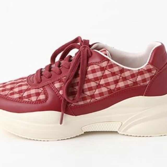 ピンクハウス♡新品・未使用♡プリントキルトスニーカー　Mサイズ　赤×ピンク レディースの靴/シューズ(スニーカー)の商品写真