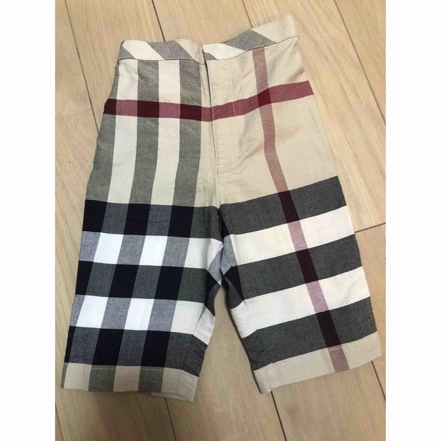 BURBERRY(バーバリー)のバーバリー　ハーフパンツ　90 100 キッズ/ベビー/マタニティのキッズ服男の子用(90cm~)(パンツ/スパッツ)の商品写真