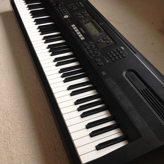 CASIO(カシオ)のCasio WK-110 77鍵 電子ピアノ キーボード 楽器の鍵盤楽器(キーボード/シンセサイザー)の商品写真
