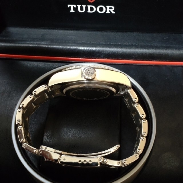 Tudor(チュードル)のチューダー　チュードル　ブラックベイ　79230N メンズの時計(腕時計(アナログ))の商品写真