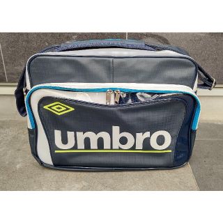 アンブロ(UMBRO)のUMBRO  エナメル素材スポーツバッグ(その他)