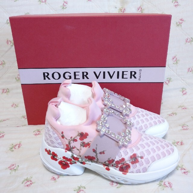 日本未発売❤️Rogervivier❤️激レアスニーカー