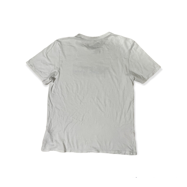 NIKE(ナイキ)のNIKE FC ホワイト ゴールド ボックスロゴ 半袖Tシャツ ナイキ メンズのトップス(Tシャツ/カットソー(半袖/袖なし))の商品写真