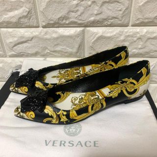 ヴェルサーチ(VERSACE)の【新品】VERSACE メデューサ　バロック柄パンプス　23cm(ハイヒール/パンプス)