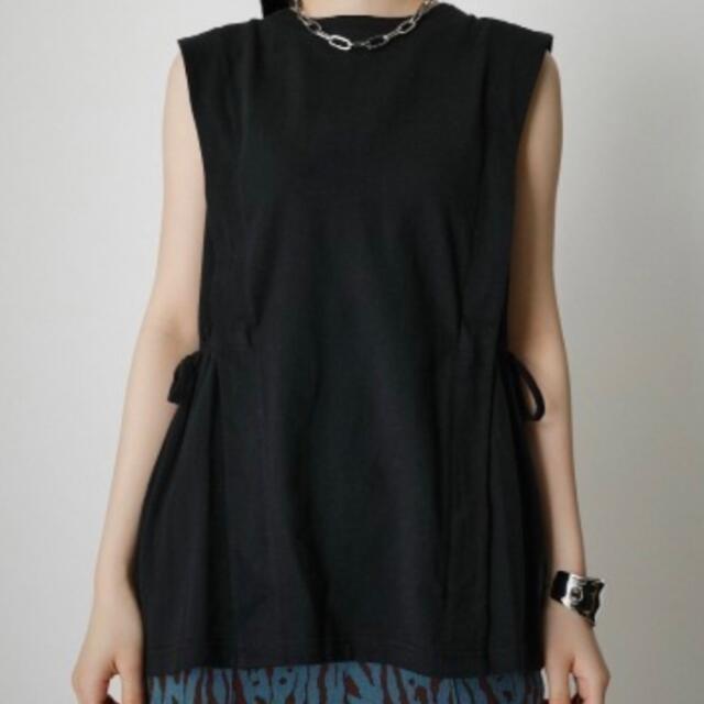 AZUL by moussy(アズールバイマウジー)のAZUL BY MOUSSY サイドリボンタンクトップ レディースのトップス(タンクトップ)の商品写真