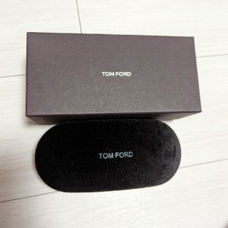 トムフォード(TOM FORD)のトムフォード サングラスケース＋箱(サングラス/メガネ)