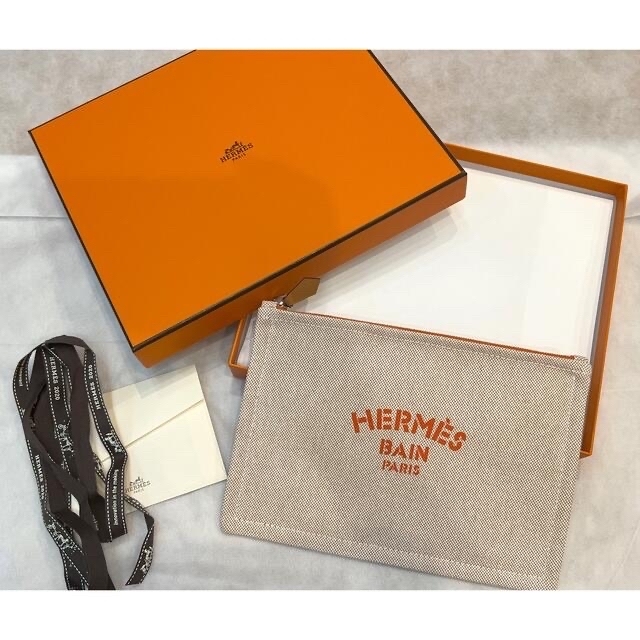 Hermes(エルメス)の未使用 エルメス ニュー・ヨッティングPM 化粧ポーチ フラットポーチ オレンジ レディースのファッション小物(ポーチ)の商品写真