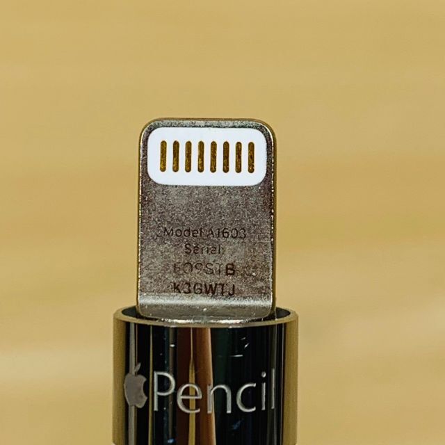 Apple(アップル)の美品 Apple Pencil 第1世代 アップルペンシル 406 スマホ/家電/カメラのPC/タブレット(PC周辺機器)の商品写真