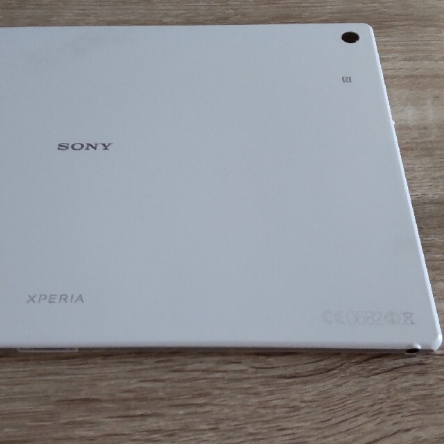 SONY XPERIA Z2 Tablet　SGP512 32GB 　SD付 3