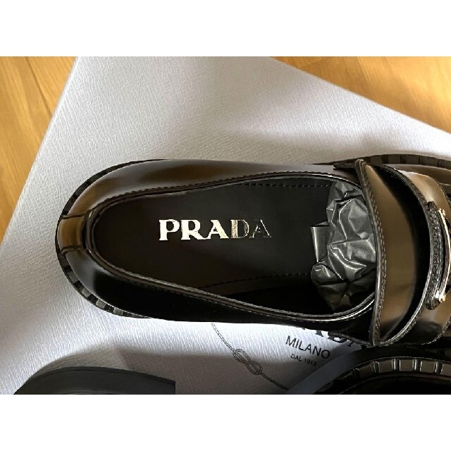 PRADA PRADA ブラッシュド レザー ローファー プラダ 新品 38 チョコレート