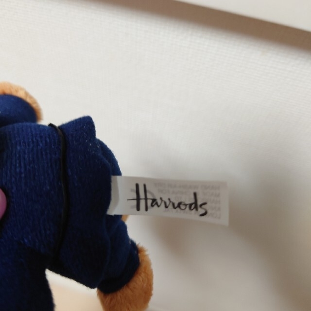 Harrods(ハロッズ)のめっちゃ可愛い！土日も発送可！【1回使用】ハロッズ・ポリスマン　キーリング メンズのファッション小物(キーホルダー)の商品写真