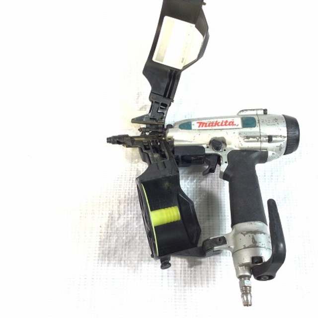 Makita - マキタ/makitaエア釘打ち機AN504Aの通販 by 工具販売 Makita - マキタ/makitaエア釘打ち機AN504Aの通販 by 工具販売