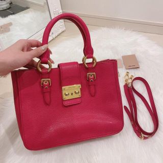 ミュウミュウ マドラスの通販 1,000点以上 | miumiuを買うならラクマ