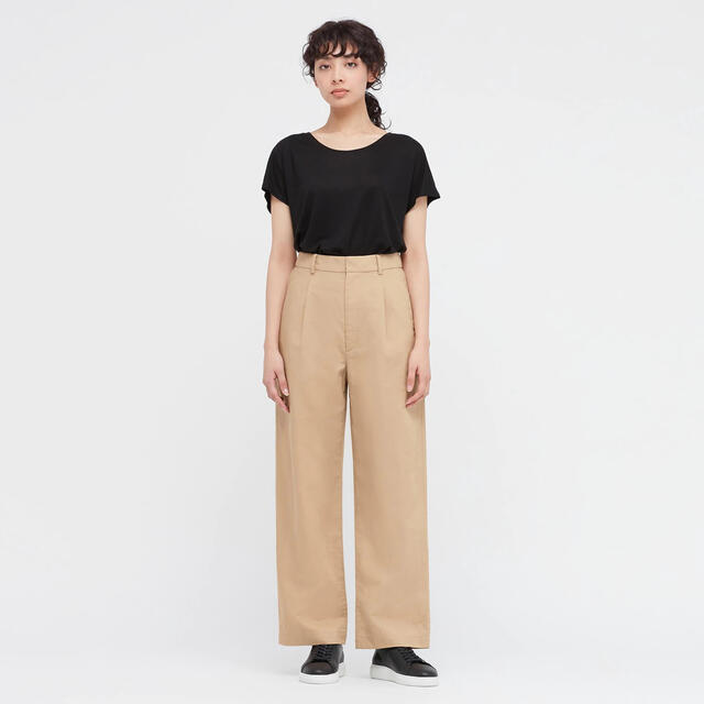 UNIQLO(ユニクロ)のUNIQLO リネンブレンドタックワイドパンツ（丈長め72～74cm） レディースのパンツ(カジュアルパンツ)の商品写真