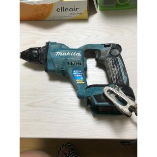 マキタ(Makita)のマキタ充電式スクリュードライバー　18V  6000min(工具/メンテナンス)