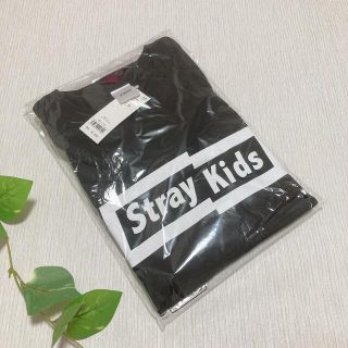 ウィゴー(WEGO)の【新品未使用タグ付】Stray Kids WEGOビッグTシャツ 黒 Lサイズ(Tシャツ(半袖/袖なし))