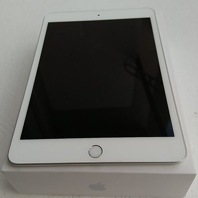 【美品】iPad mini5(第5世代)Wi-Fiモデル 64GB シルバー