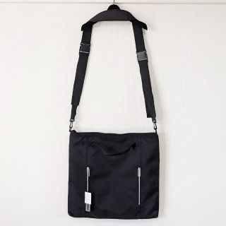 新品未使用 タグ付き NAPE SHOULDER BAG Fサイズ ブラック