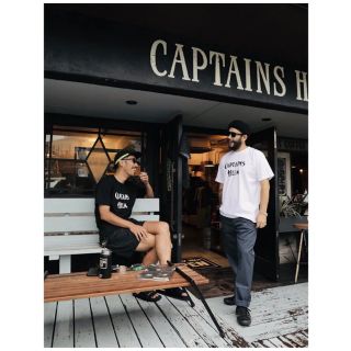 CAPTAINS HELM  USAMADE ロゴTシャツ　プリントシンプル　L(Tシャツ/カットソー(半袖/袖なし))