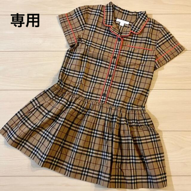 美品 BURBERRY CHILDREN パイピング ワンピース ８Y 135㎝のサムネイル