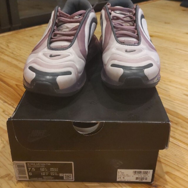 NIKE エアマックス720 スモーキーピンク 24.5cm