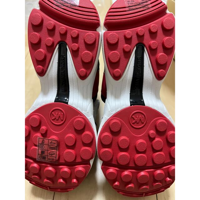 Michael Kors(マイケルコース)のMICHAEL KORS IRMAウェッジサンダル23.5 6.5 新品　未使用 レディースの靴/シューズ(サンダル)の商品写真