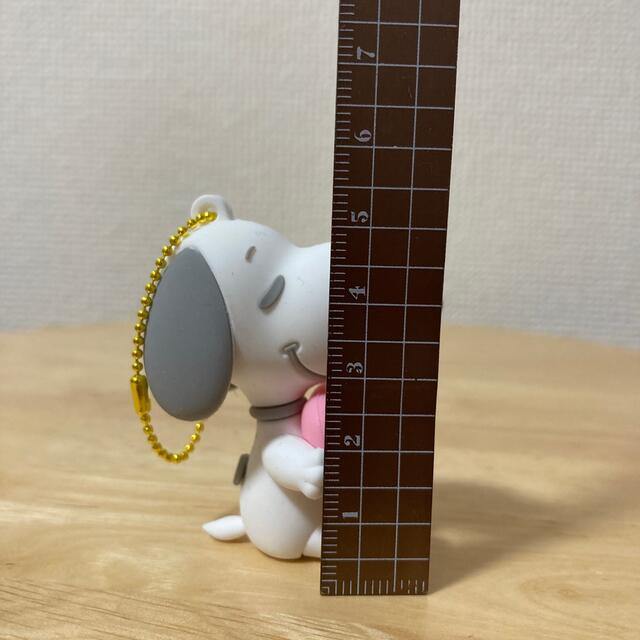 SNOOPY(スヌーピー)のSNOOPYスヌーピイー/ボールチェーン付きラバーマスコットキーホルダー/ハート エンタメ/ホビーのおもちゃ/ぬいぐるみ(キャラクターグッズ)の商品写真