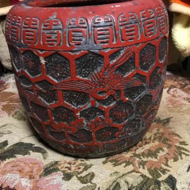 明治時代　大正時代　一人用手炙り　鶴松柄漆塗り陶器製火鉢。陶芸
