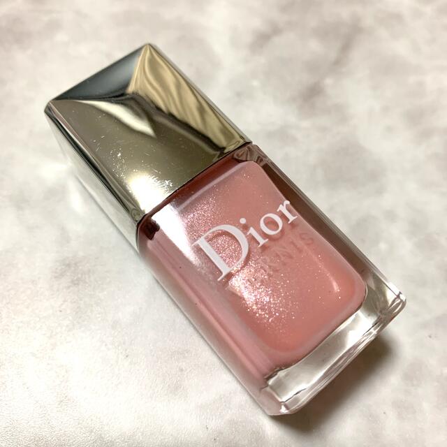 Dior(ディオール)のDior ヴェルニ  253 ネイルカラー ポリッシュ コスメ/美容のネイル(マニキュア)の商品写真