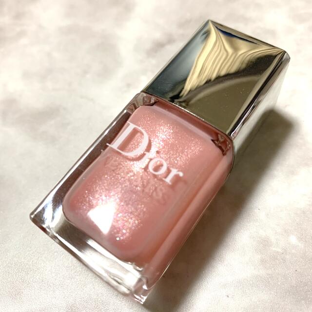 Dior(ディオール)のDior ヴェルニ  253 ネイルカラー ポリッシュ コスメ/美容のネイル(マニキュア)の商品写真