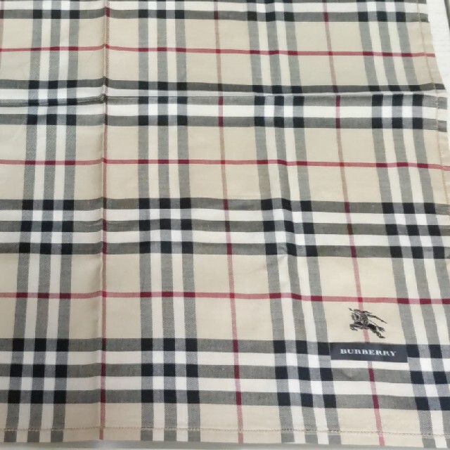 BURBERRY(バーバリー)のgrace3939さま専用バーバリー/BURBERRY☆ノバチェックハンカチ◇ メンズのファッション小物(ハンカチ/ポケットチーフ)の商品写真