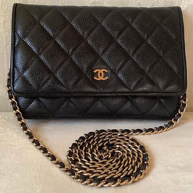 CHANEL(シャネル)のシャネル　チェーンウォレット　キャビアスキン　ゴールド金具 レディースのバッグ(ショルダーバッグ)の商品写真