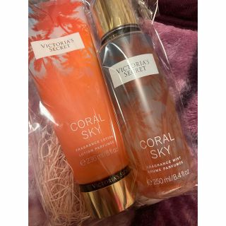 ヴィクトリアズシークレット(Victoria's Secret)の再度最終お値下げ❣️Victoriaシークレットボディミストクリームセット(ボディクリーム)