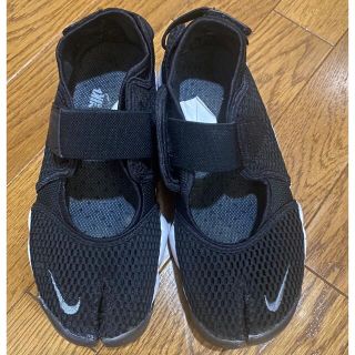 ナイキ(NIKE)のナイキエアリフト　黒(サンダル)