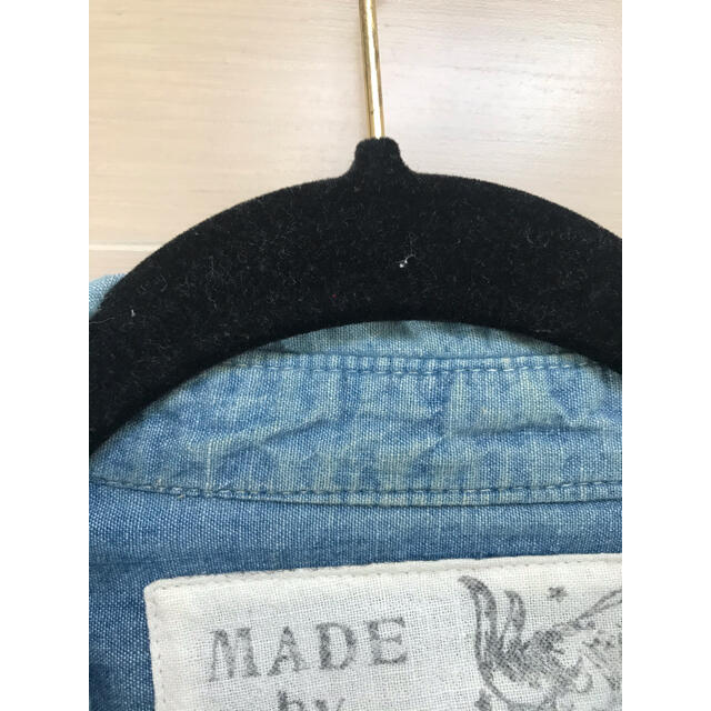 MADE by HEALTH(ヘルス)  刺繍　シャンブレーシャツ メンズのトップス(シャツ)の商品写真