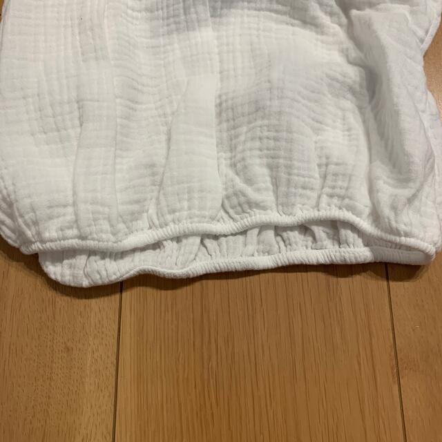 ZARA KIDS(ザラキッズ)のZARA 白　トップス　新品未使用品　値下げ キッズ/ベビー/マタニティのキッズ服女の子用(90cm~)(Tシャツ/カットソー)の商品写真