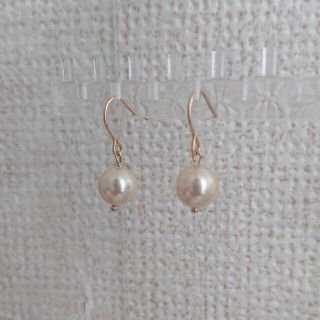 パール ピアス(ピアス)