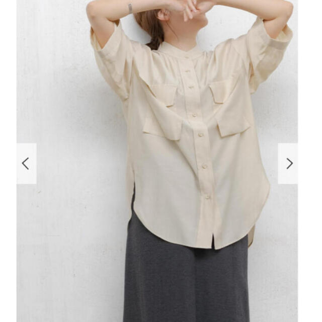 URBAN RESEARCH(アーバンリサーチ)のlatto pocket blouse【お値下げ中】 レディースのトップス(シャツ/ブラウス(半袖/袖なし))の商品写真